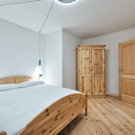 Apartman Ampezzo's New&modern Family Flat *